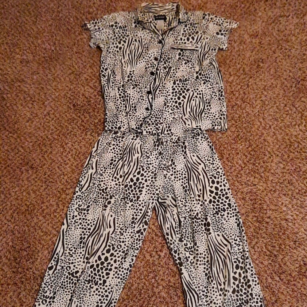 Joe Boxer pajama set